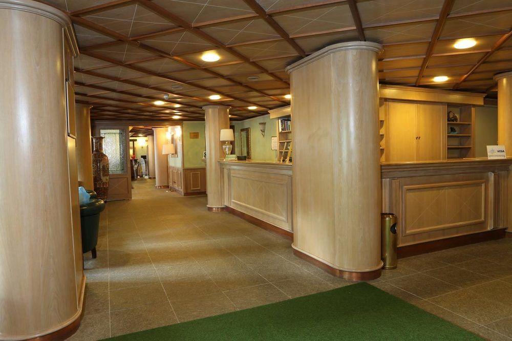 Hotel Cristallo Sestriere Exterior photo