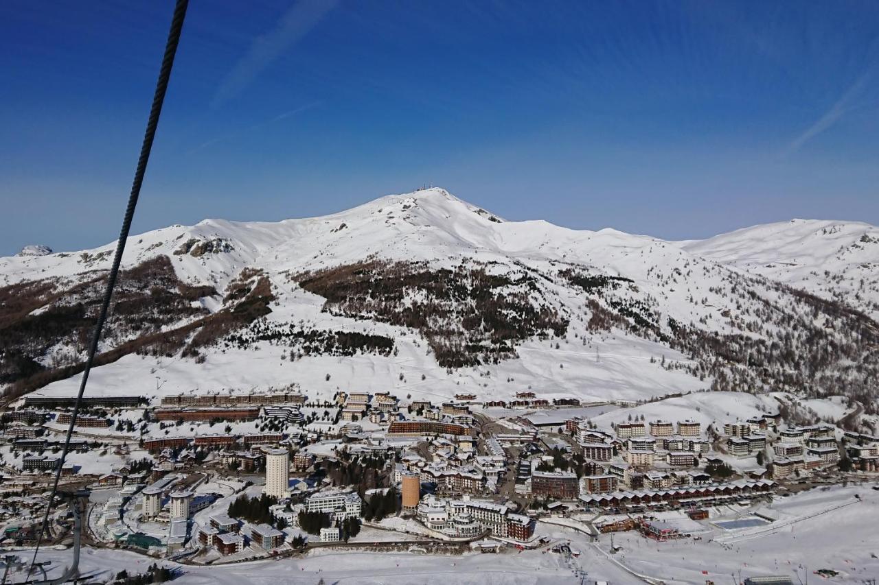 Hotel Cristallo Sestriere Exterior photo